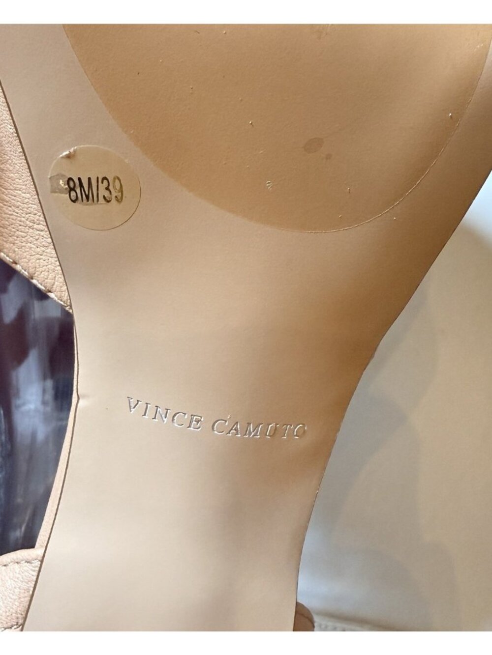 Vince Camuto Patrissya Leather HighHeel Platform Closed Toe Pump Size 8 - Picture 5 of 5